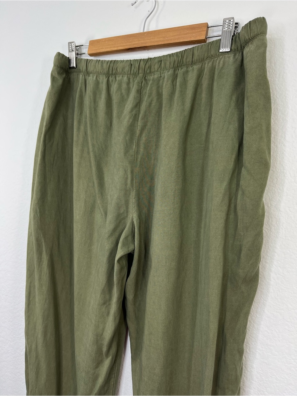 Cloth & Stone TENCEL Jogger Pant Olive size Large - Picture 6 of 10